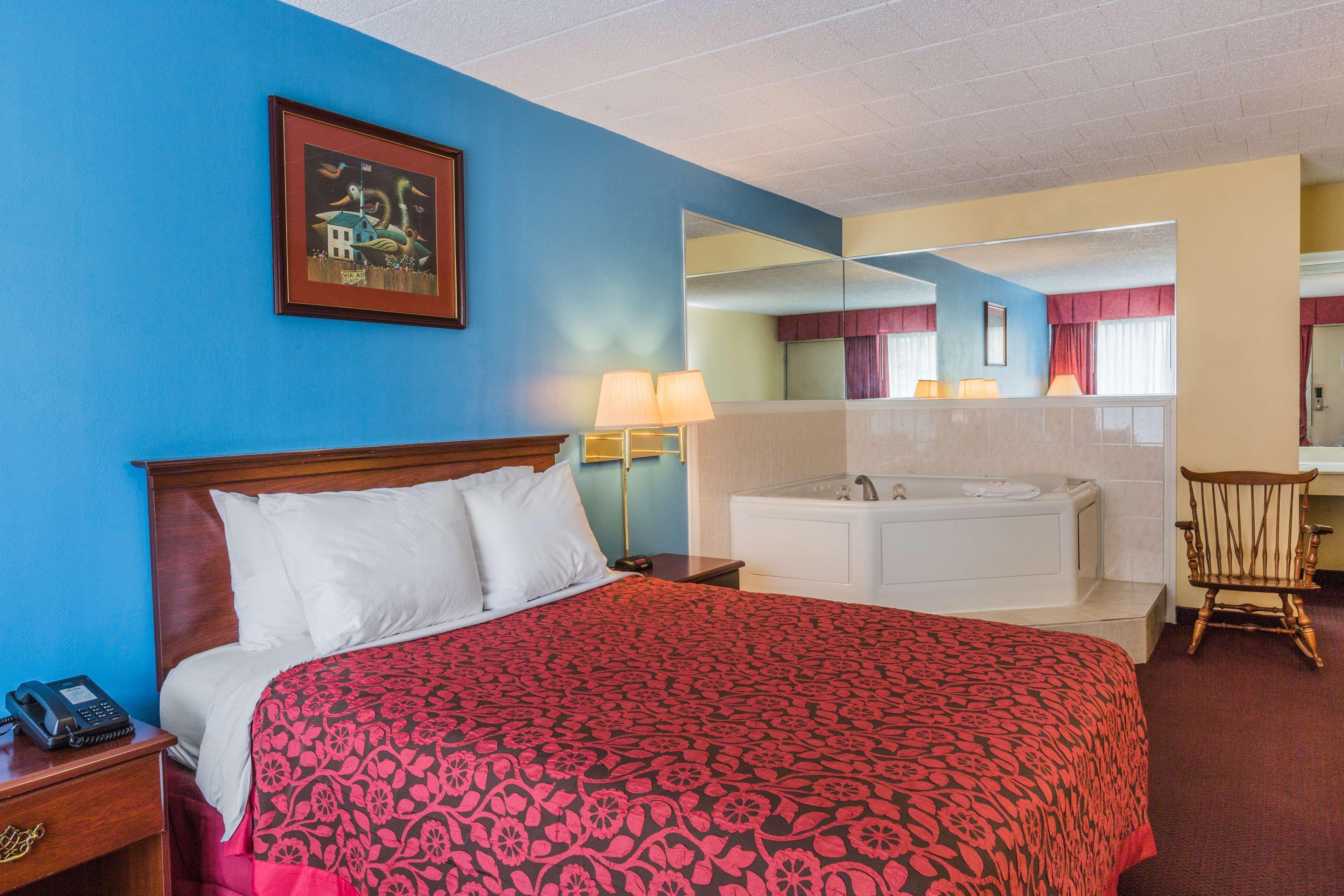 Days Inn East Stroudsburg Zewnętrze zdjęcie