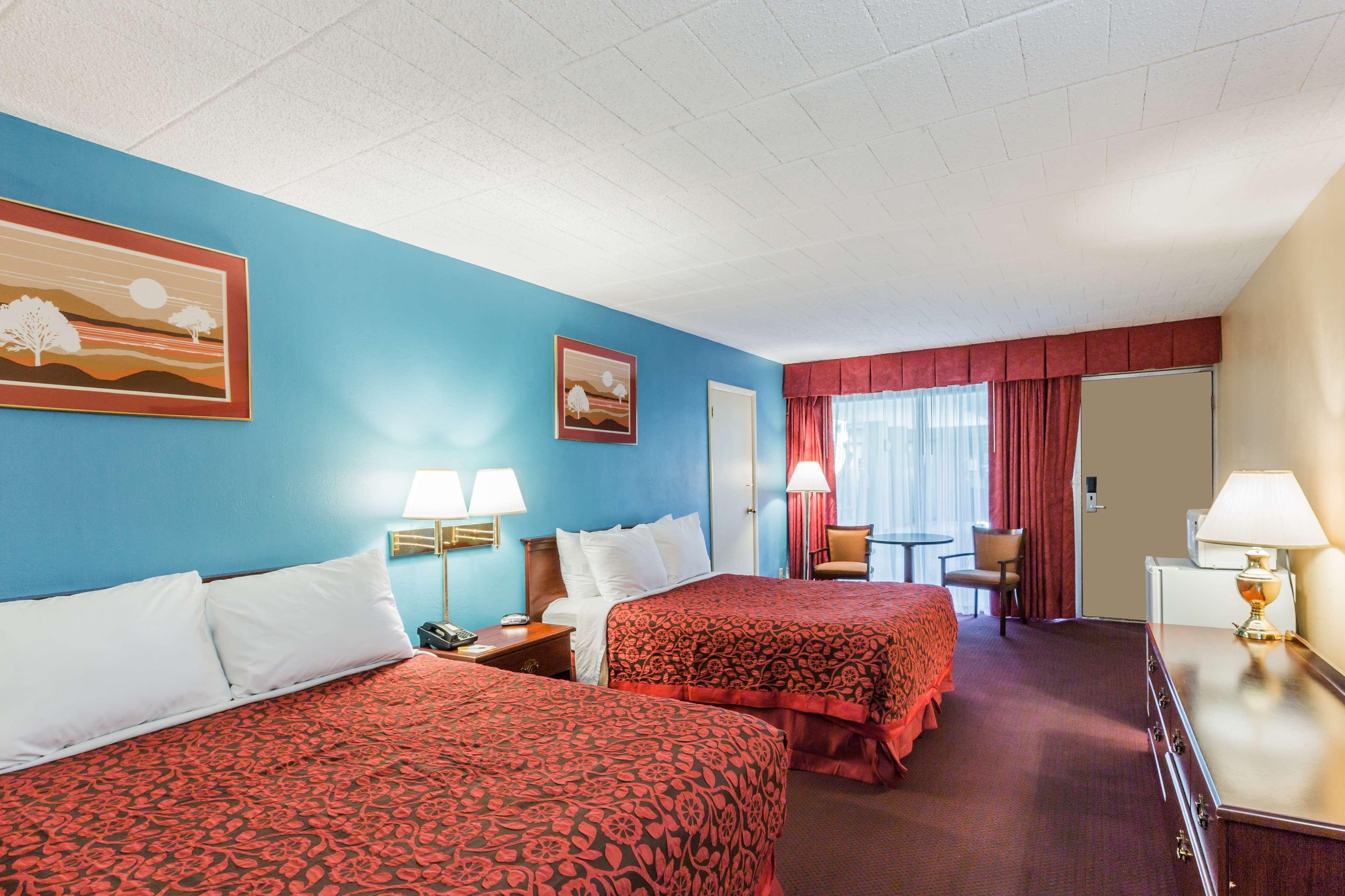Days Inn East Stroudsburg Zewnętrze zdjęcie