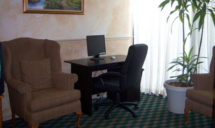 Days Inn East Stroudsburg Zewnętrze zdjęcie