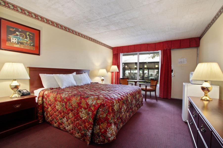 Days Inn East Stroudsburg Pokój zdjęcie